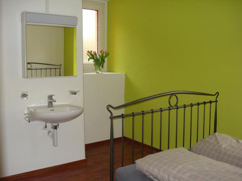 Hostel Lion Lodge Luzern Pokoj fotografie